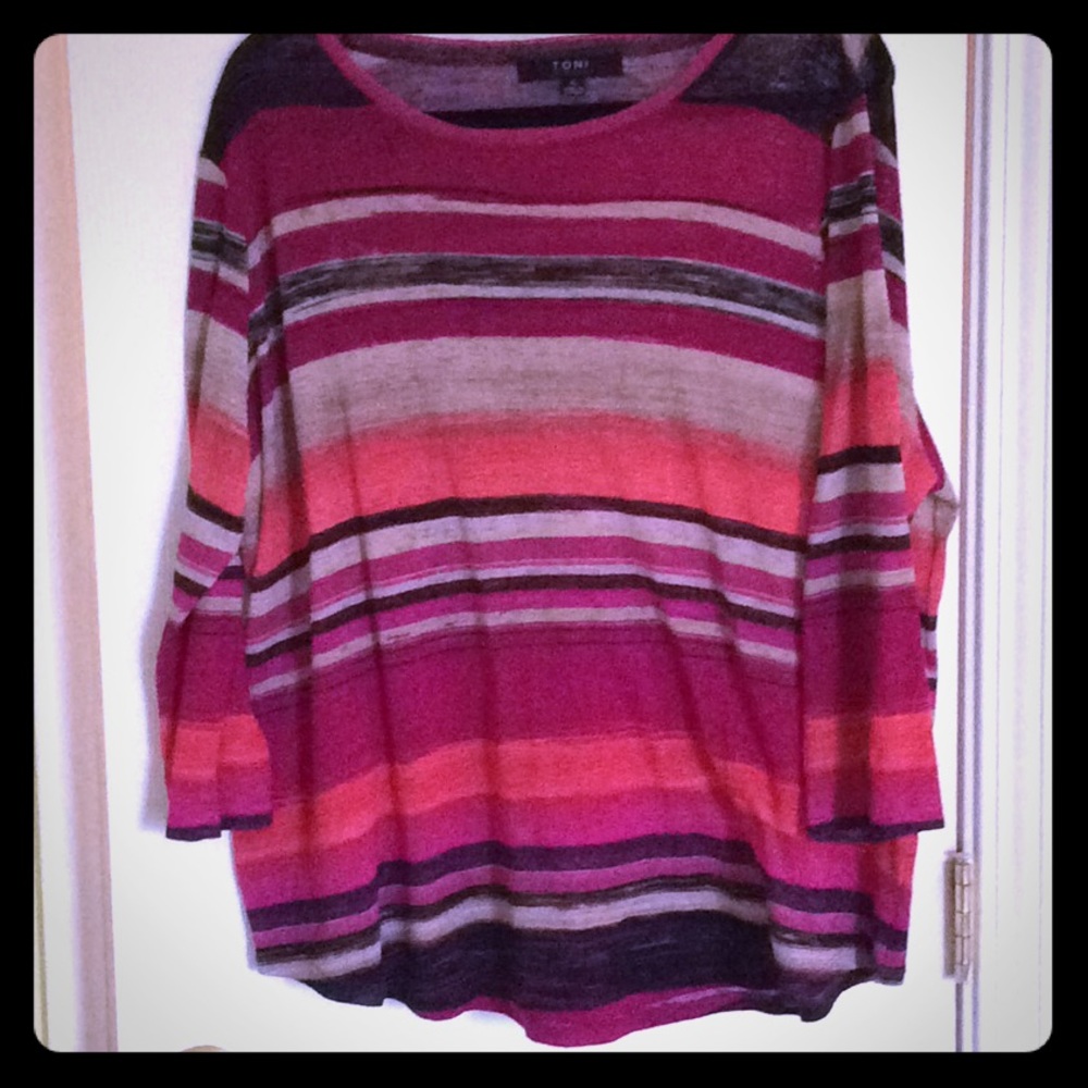 Lightweight sweater